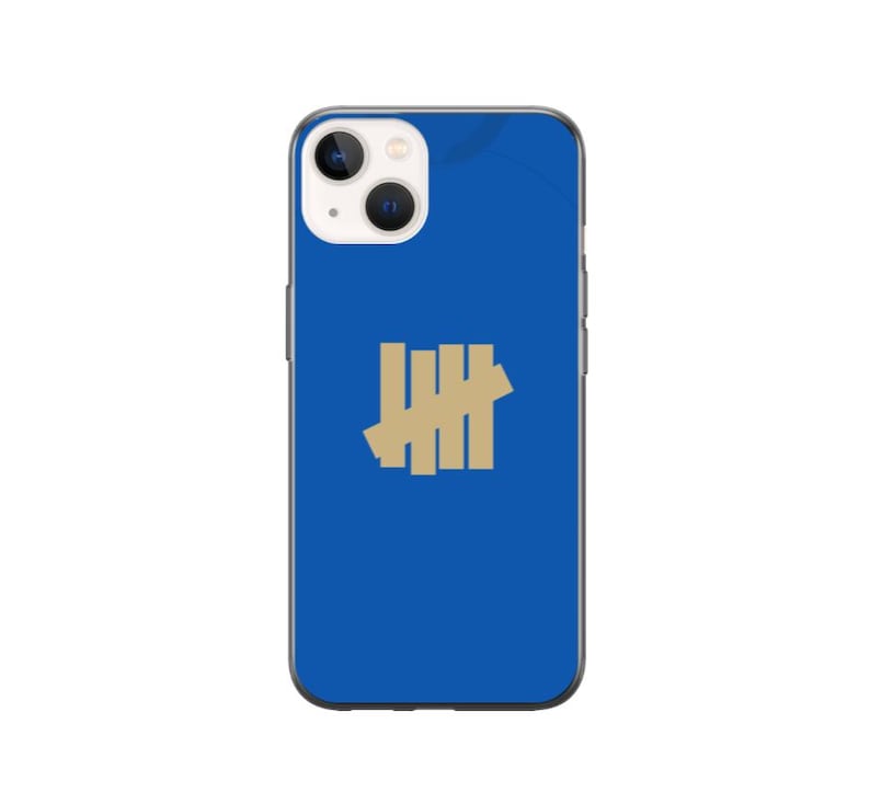 Funda protectora de silicona rígida de primera calidad con diseño de la camiseta del Birmingham 2025/26 para iPhone y Samsung (elige tu modelo de teléfono). imagen 1