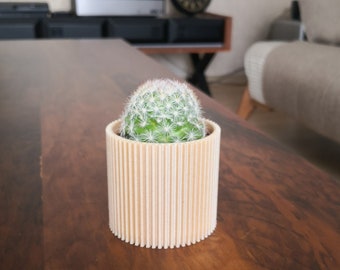 Best for modern indoor planter, wood planter, succulent and cacti