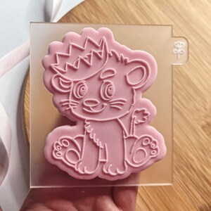 Baby Lion Cookie Cutter + Embosser