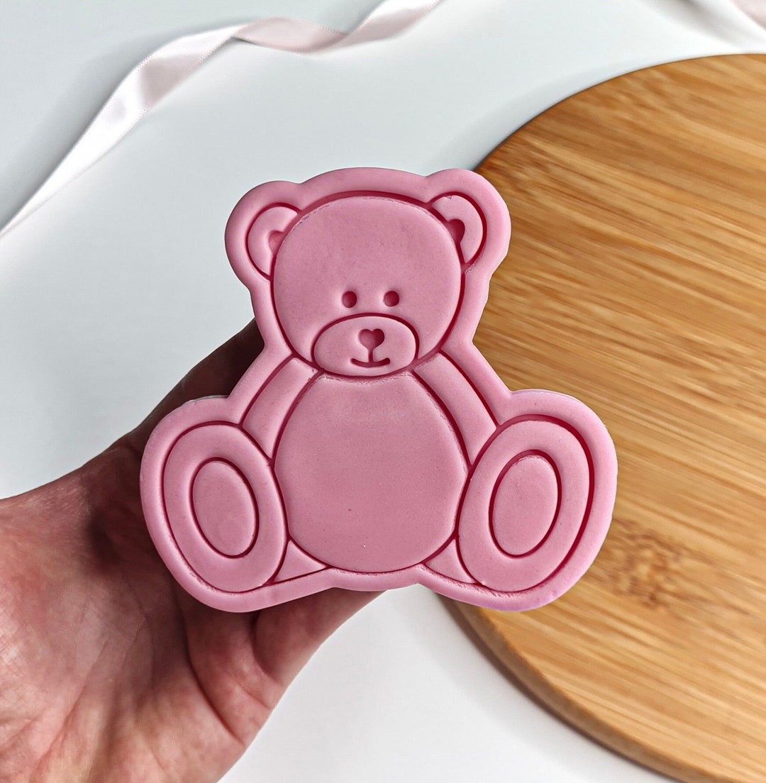 4" Teddy Bear Metal Cookie Cutter| American Tradition Cookie Cutters