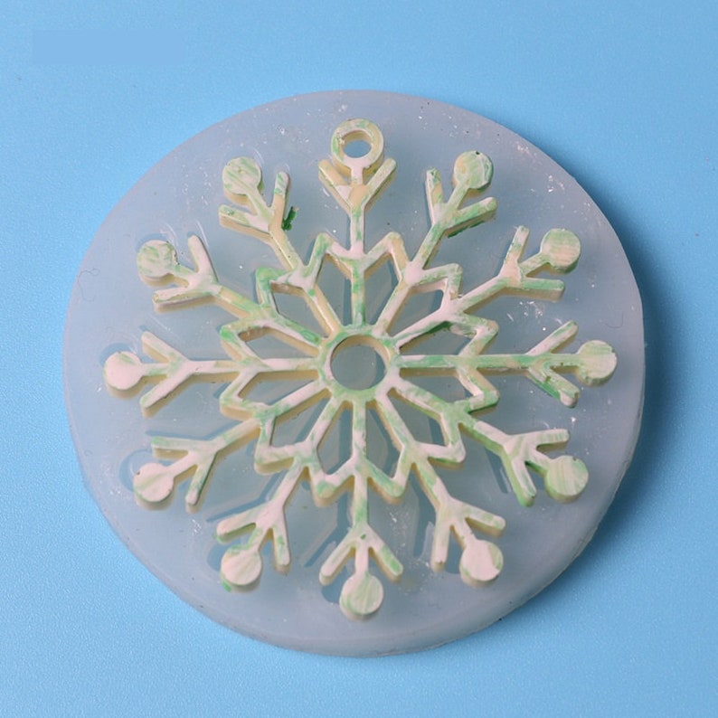 Snowflake handmade pendant silicone mold crystal epoxy mold