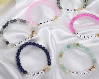Pulsera con nombre de mascota, pulsera de piedra con nombre de perro, pulsera con nombre de perro con cuentas personalizadas, joyería conmemorativa para mascotas, pulsera de hueso, regalo para amantes de los animales