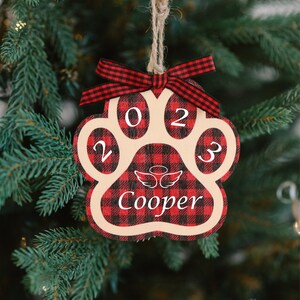 Paw print memorial ornament,personalized dog memorial gift,dog remembrance ornament,custom pet name,in memory dog ornament,animal lover gift