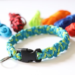 Custom color paracord dog collar, weaved dog collar, paracord rope dog collar, cute dog collar, male and female dog collar,strong collar pet