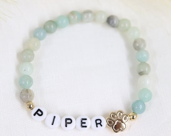 Pet memorial name bracelet, dog name stone bracelet, custom beaded dog name bracelet, memorial pet jewelry, bone bracelet, animal lover gift