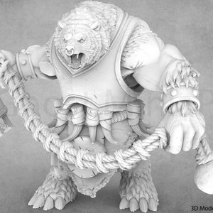 Puede incluir: Modelo 3D en escala de grises de una criatura con forma de oso, musculosa e imponente, sosteniendo una cuerda con un gancho y una bola. Lleva armadura y tiene la boca abierta, sugiriendo un rugido. Es una representación digital.