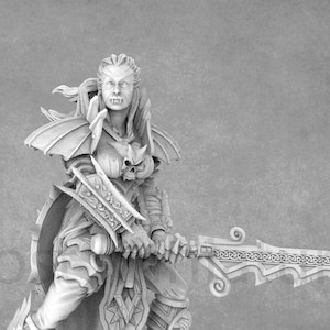 Vampiros! Ivana Raasna, Alta Duquesa de von Strachenfeld | Os Vampiros de Strachenfeld | Daybreak Miniatures
