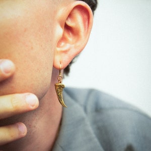Claw earrings in bronze, 24k gold plated, 925 sterling silver, wolf claws, wild jewellery, gift for her, hand carved.