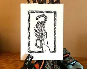 Mosquetón de escalada en roca de 6 x 8 con clip de mano, impresión en relieve en linóleo impresa a mano, obra de arte original hecha a mano, regalo para aventureros activos al aire libre
