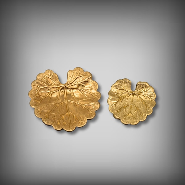 Lilypad Leaf, Brass Leaf Findings, Brass Stampings, Jewelry Supplies, Leaf Earrings, Brass Components, Leaf Charms, Leaf Pendants, 2 Sizes