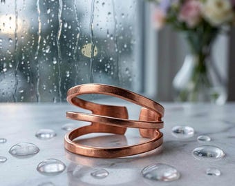 Adjustable Solid Copper Ring: Lightweight, Three-Tier Tapered Band
