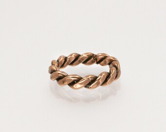 Twisted Copper Ring: Heavy Gauge Wire, Lacquered Finish