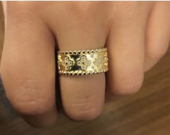 Anillo de plata de ley con circonita cúbica y trébol - Anillo de oro grueso - Anillo de banda gruesa - Joyería minimalista - Joyería delicada