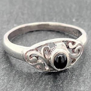 Vintage Sterling Silver And Black Onyx Ring Size 6 3/4