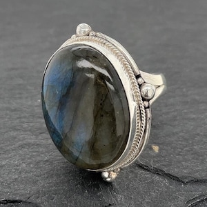Vintage Sterling Silver And Labradorite Ring Size 6