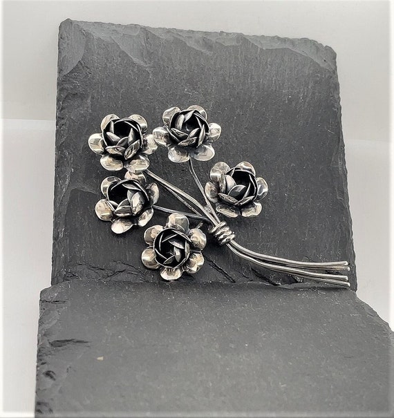 Vintage Sterling Silver Roses Bouquet Brooch Pin S