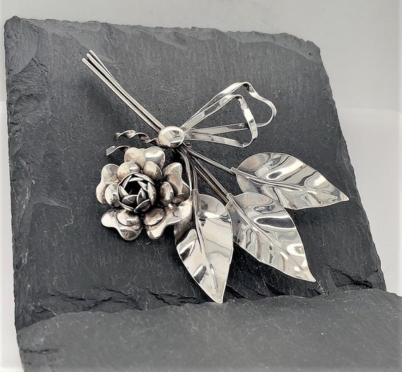 Vintage Sterling Silver Flower Brooch Signed Lang