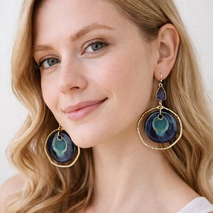 Créoles en or améthyste, grandes boucles d'oreilles pendantes, boucles d'oreilles rondes en céramique, boucles d'oreilles en porcelaine et plaqué or, cadeau pour soeur image 2