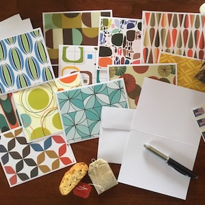 Set von 12 Mid Century Modern Grußkarten