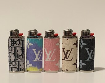 gucci lighter sleeve keychain