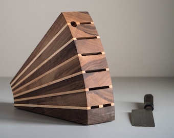 Designer-Messerhalterblock aus Holz aus Walnusskirsche oder Ahornholz