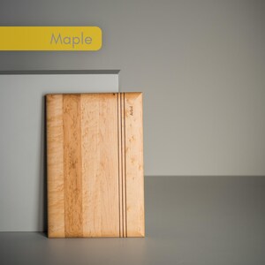 Luxe houten snijplank, kleine, hoogwaardige ergonomische snijplank, gemaakt in Canada. afbeelding 4