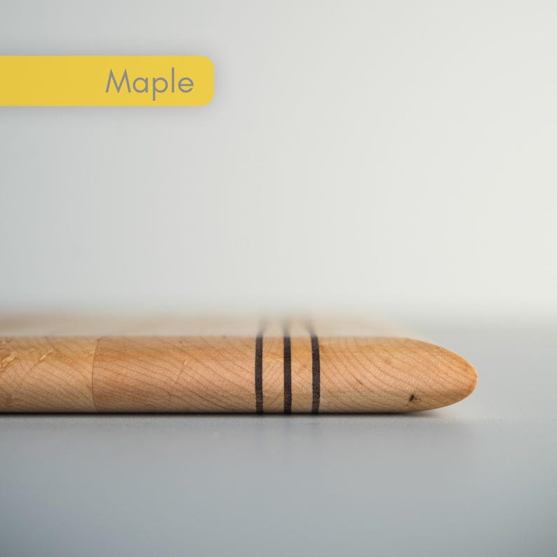 Luxe houten snijplank, kleine, hoogwaardige ergonomische snijplank, gemaakt in Canada. afbeelding 5