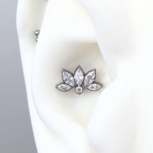 ASTM F136 Titanium Lotus Flower Conch Earring, Conch Labret, Internally threaded Labret, 16 guage, Conch Jewelry, conch, helix, tragus