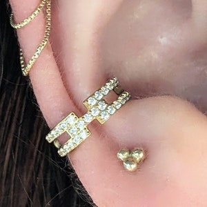 ASTM F136 Titanium Gem Bridge Conch Hoop, Conch Earring, double conch clicker hoop, gold conch hoop, clicker seam ring, helix, septum