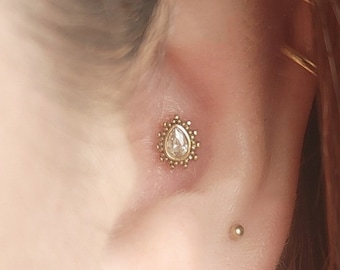 Pear Cut Stone with beads Conch Labret,  316L Stainless Steel Internally Threaded, Antiqued Gold Conch Earring,16 Guage conch stud, helix