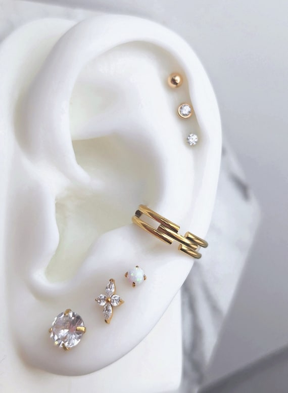 BECOME TREE CONCHO×HOOP PIERCE 16G Christmas Tree Horseshoe Septum Ring/daith Earring