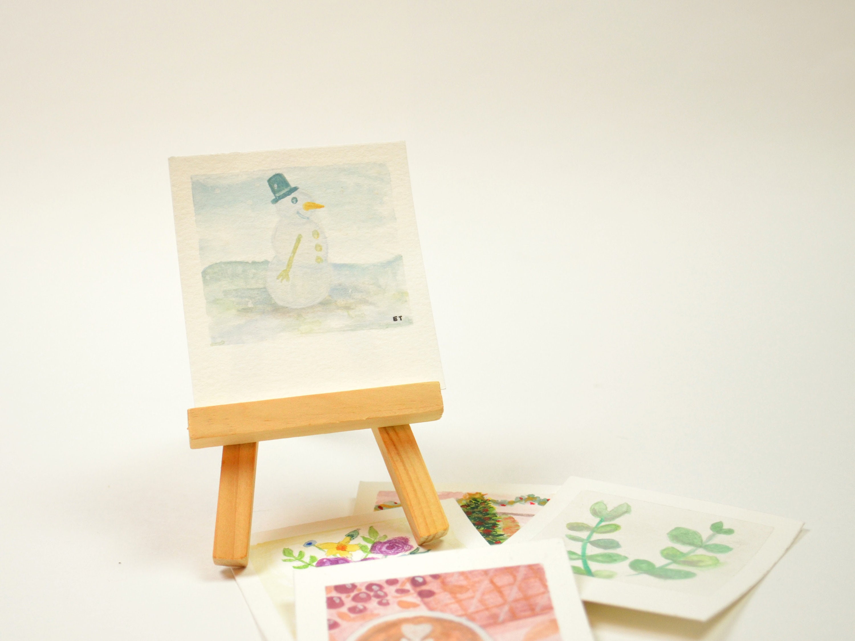 Miniature Wooden Easel for 4x4 Paintings — Heart Paintings