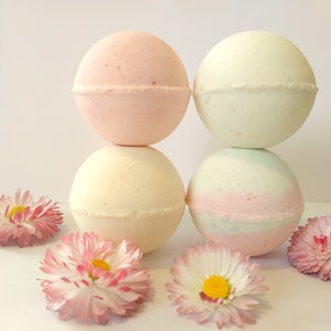 4 PACK BATH BOMBS, Summer Scent | Luxury Bath Bombs| Bath Bomb Set | Bath Bomb Gift | Natural Bath Bombs | Vegan Bath Bombs | Natural