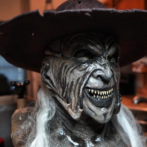 jeepers creepers mask