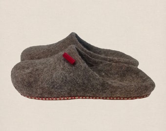 Wool slippers for women. Indoor slippers handmade. Felt slippers women. Wool footwear. Wool slippers rubber sole. Housewarming gift.