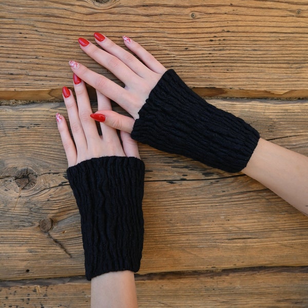 Hand warmers, Armstulpen, Handstulpen, Wool arm sleeves for women, Arm warmers black, Handmade fingerless mitts for her, Mom day gift idea