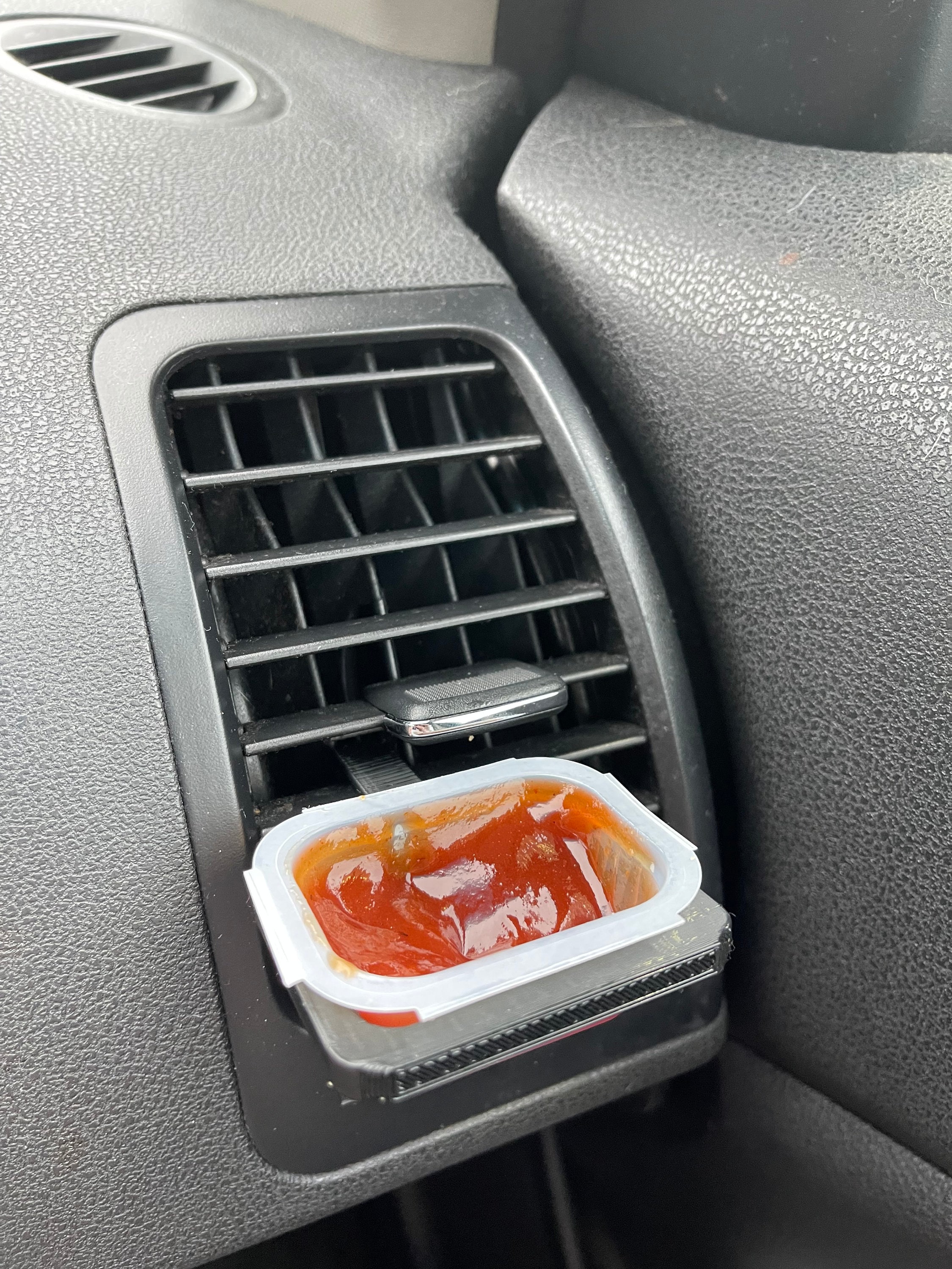 Support de sauce pour bouche d'aération qui s'adapte à la bouche d'aération  de votre voiture fonctionne très bien et est très stable -  France