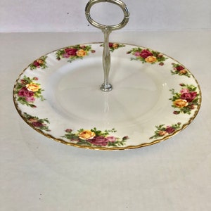 Royal Albert Old Country Roses One Tier Cake Stand Plate in Excellent Condition