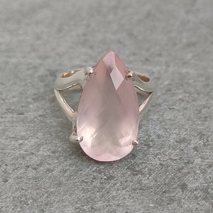 Teardrop Rose Quartz Ring: Handmade 925 Sterling Silver, Natural Gemstone