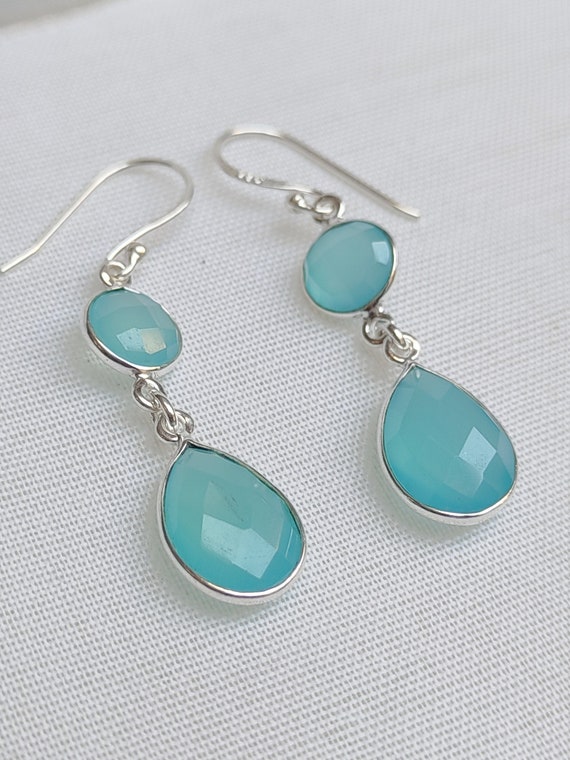 Handmade Sterling Silver Blue Chalcedony Drop Earrings  display picture 2