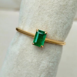 Emerald Gold Ring: 0.60 ct Natural Gem, 14k Yellow Gold