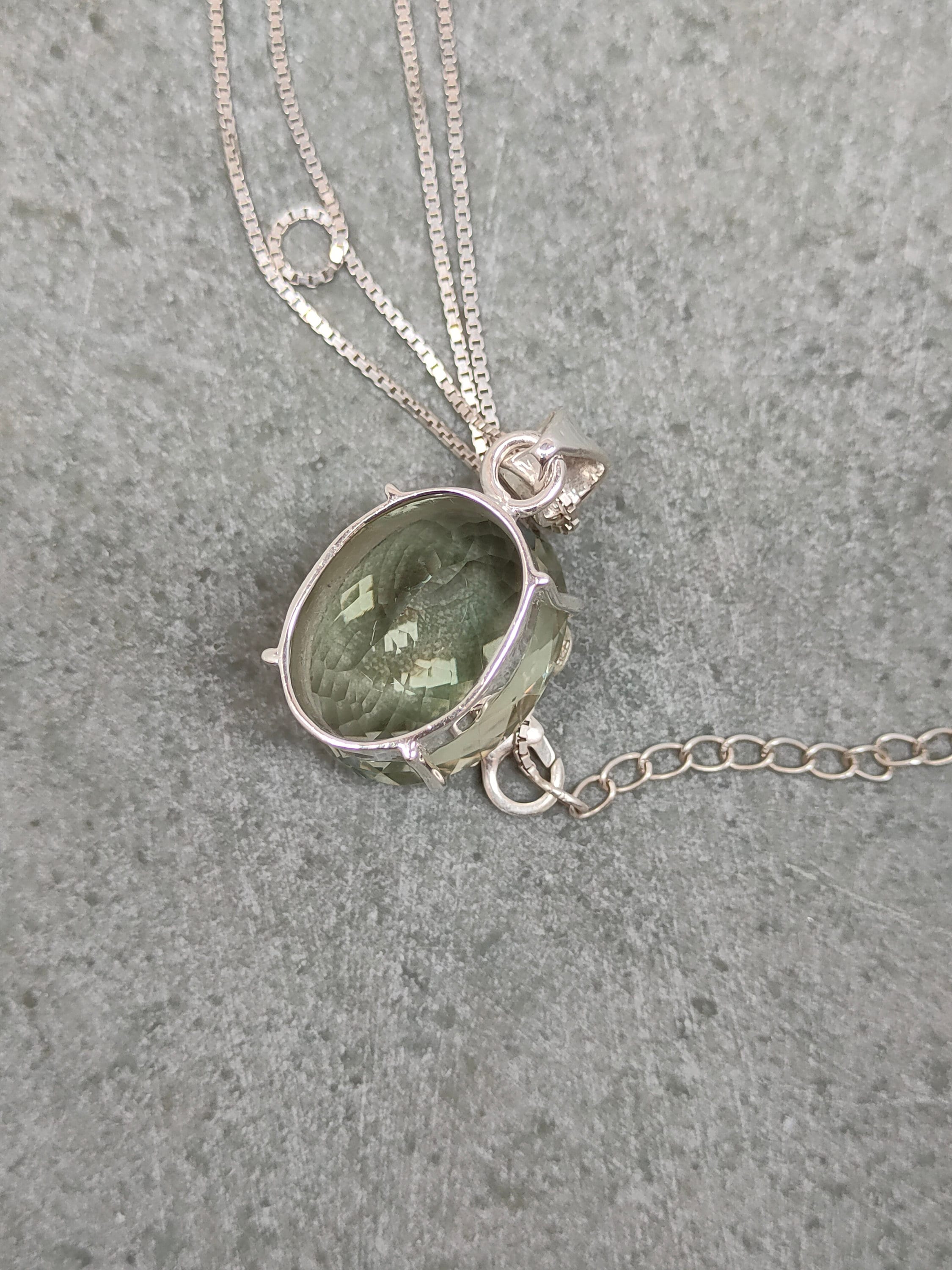 Ciondolo Fatto A Mano In Argento 925 Con Ametista Verde 1,79 Ct | Gioiello Artigianale India