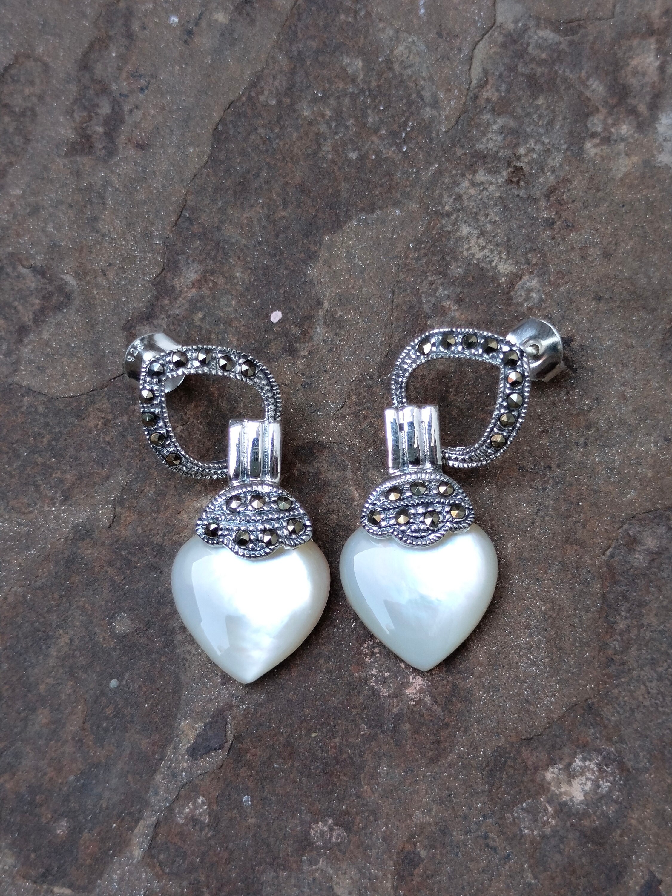 Boucles D'oreilles Vintage En Argent Plaqué Avec Plaque De Nacre Naturel - Modèle 337, Occasion