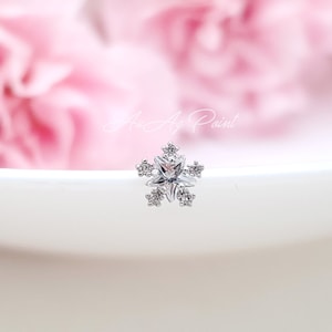 20G,  Star Flower Cubic Zirconia 925 SILVER Earring, Cartilage, Helix, Tragus, Ear lobe