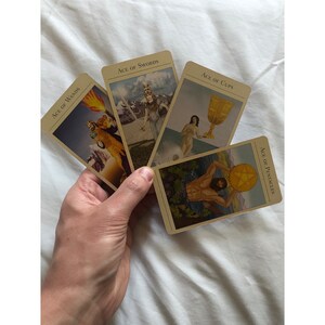 Pourquoi a-t-il/elle été distant ? Lecture approfondie de cartes de tarot à 4 cartes, voyante, clairvoyante dans les 48 heures