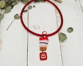 minimalistische Kette mit gestreiftem Resin Anhänger und Polaris