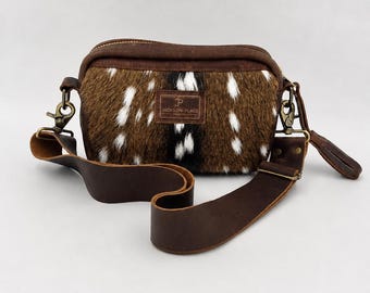 The Mesa Crossbody in Axis