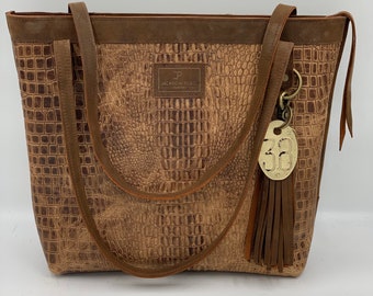 Croc Embossed Leather Tote: Handcrafted Cowhide Shoulder Bag