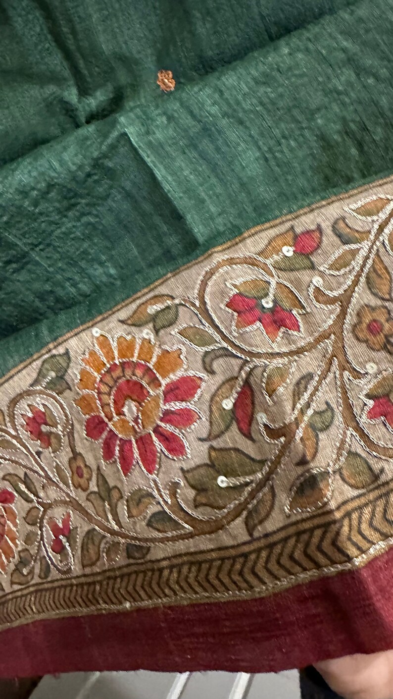 Bottle Green Digital Geometric & Tie-Dye Print Tusser Silk Saree