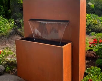 Horizon Cascade Wasserspiel - Cortenstahl Eleganz für Gelassenheit im Freien
